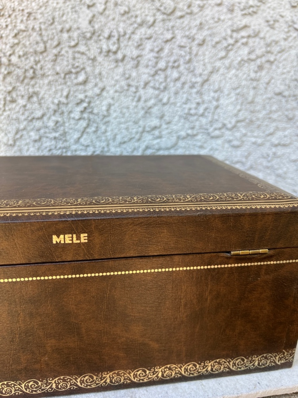 Vintage Mele Classic Brown Jewelry Box Storage Organizer Filigree Gold Accents - Picture 8 of 10